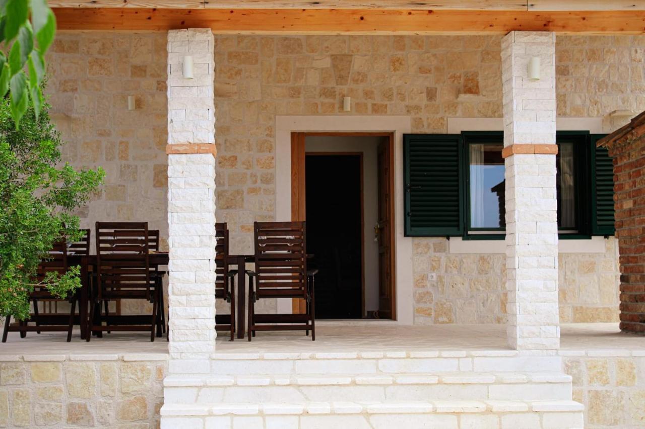 Villa Stone Pearl With Heated Swimming Pool Sveti Filip i Jakov Eksteriør bilde